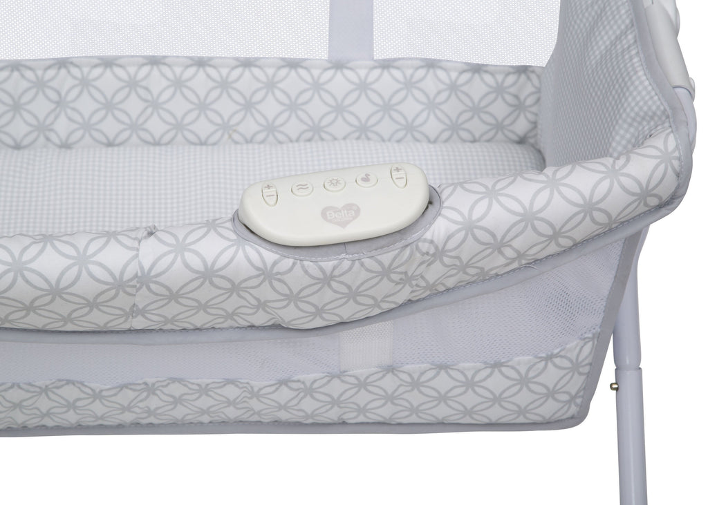 Newborn Soothing Sleeper Bassinet