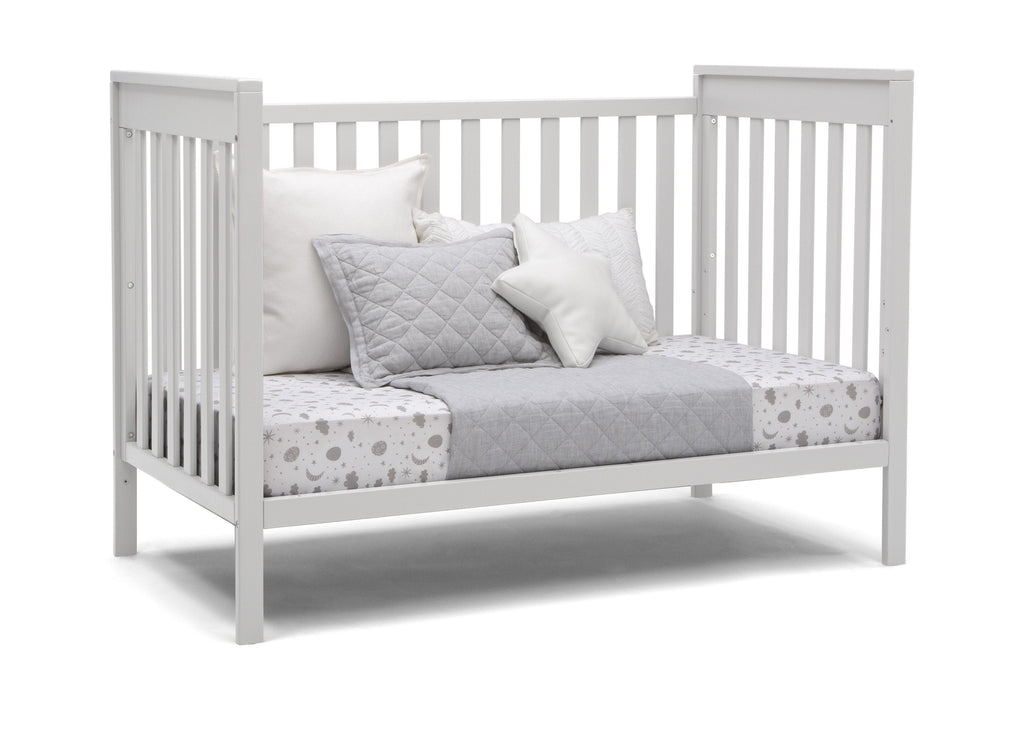 Mercer 6-in-1 Convertible Crib