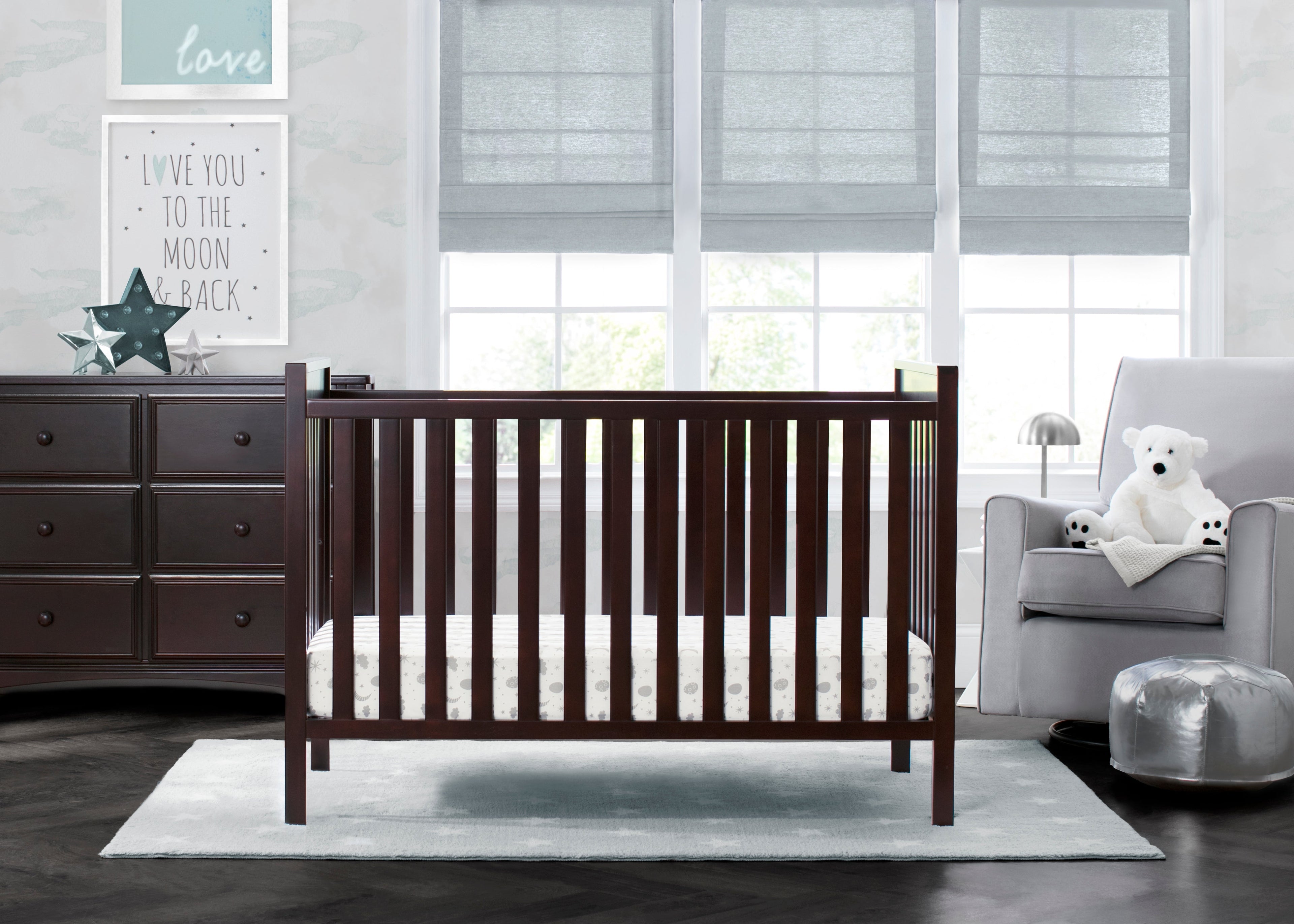 Mercer 6-in-1 Convertible Crib