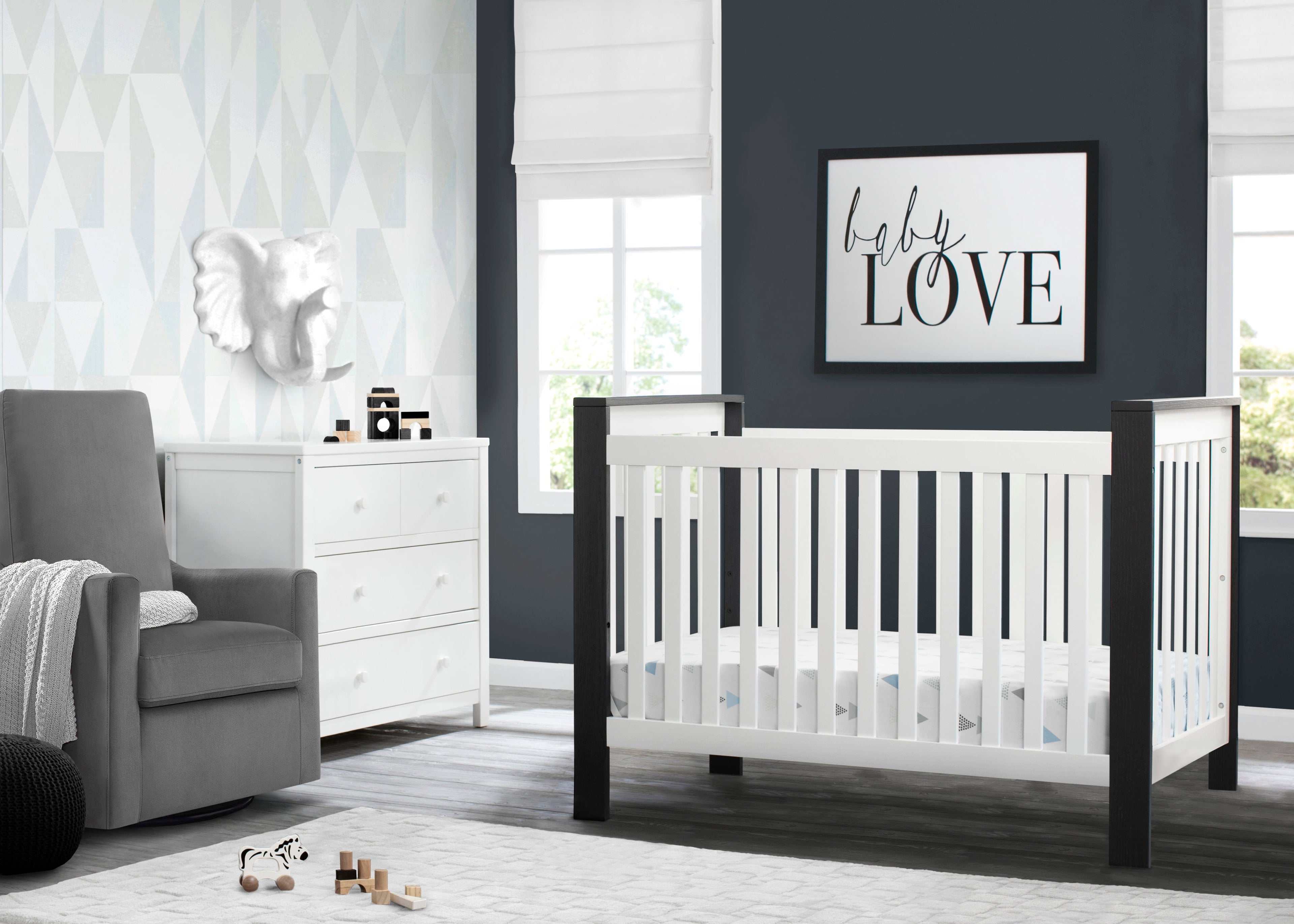 Miles 4-in-1 Convertible Crib
